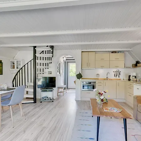 Amelia - 250m To The Fjord By Interhome *