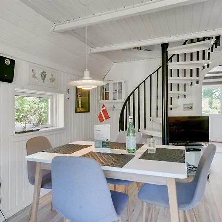 Amelia - 250m To The Fjord By Interhome Semesterbostad *